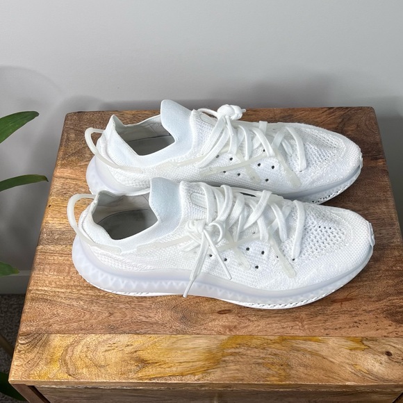 Adidas 4D fusio size 10 - Picture 7 of 7